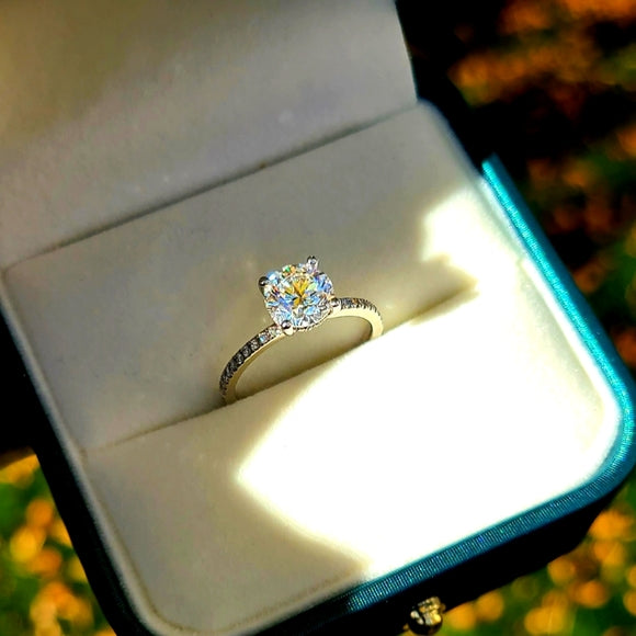 Solid 14k Gold 1.5ct (E VVS2) Lab Diamond Ring with Side Diamond - Q JEWELER