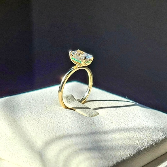 Solid 14k Gold 1.51ct (F VS2) Lab Radiant Diamond Ring with natural emerald - Q JEWELER